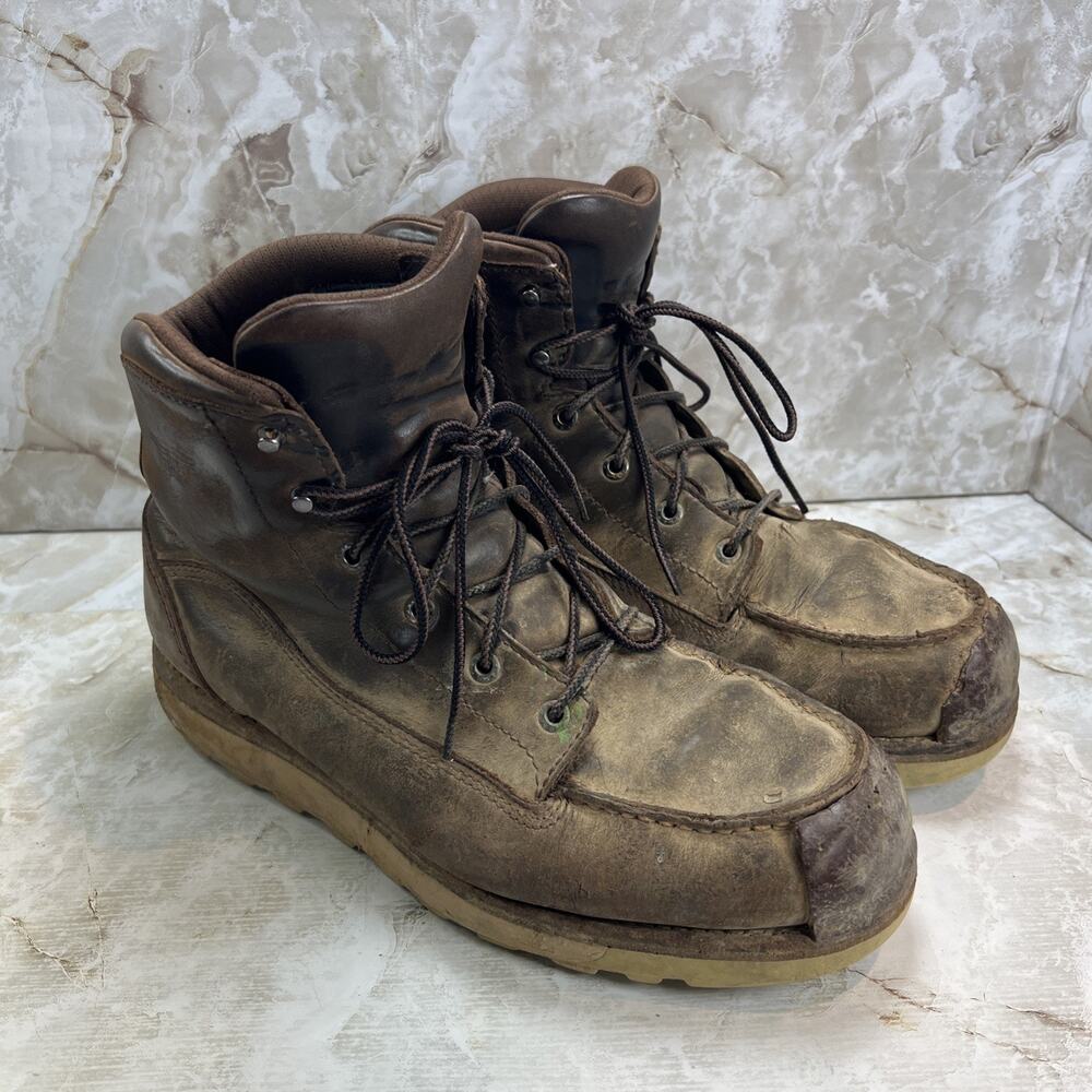 Red Wing Boots Mens Size 10.5 D ASTM F2892 18 EH Soft Toe Pre-owned Tread Left